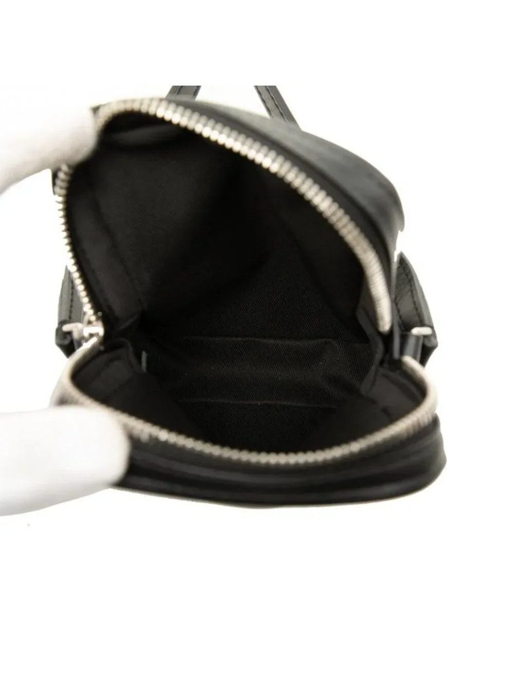 Louis Vuitton Epi LV Circle Danube PM Crossbody Shoulder Bag Noir Black Leather